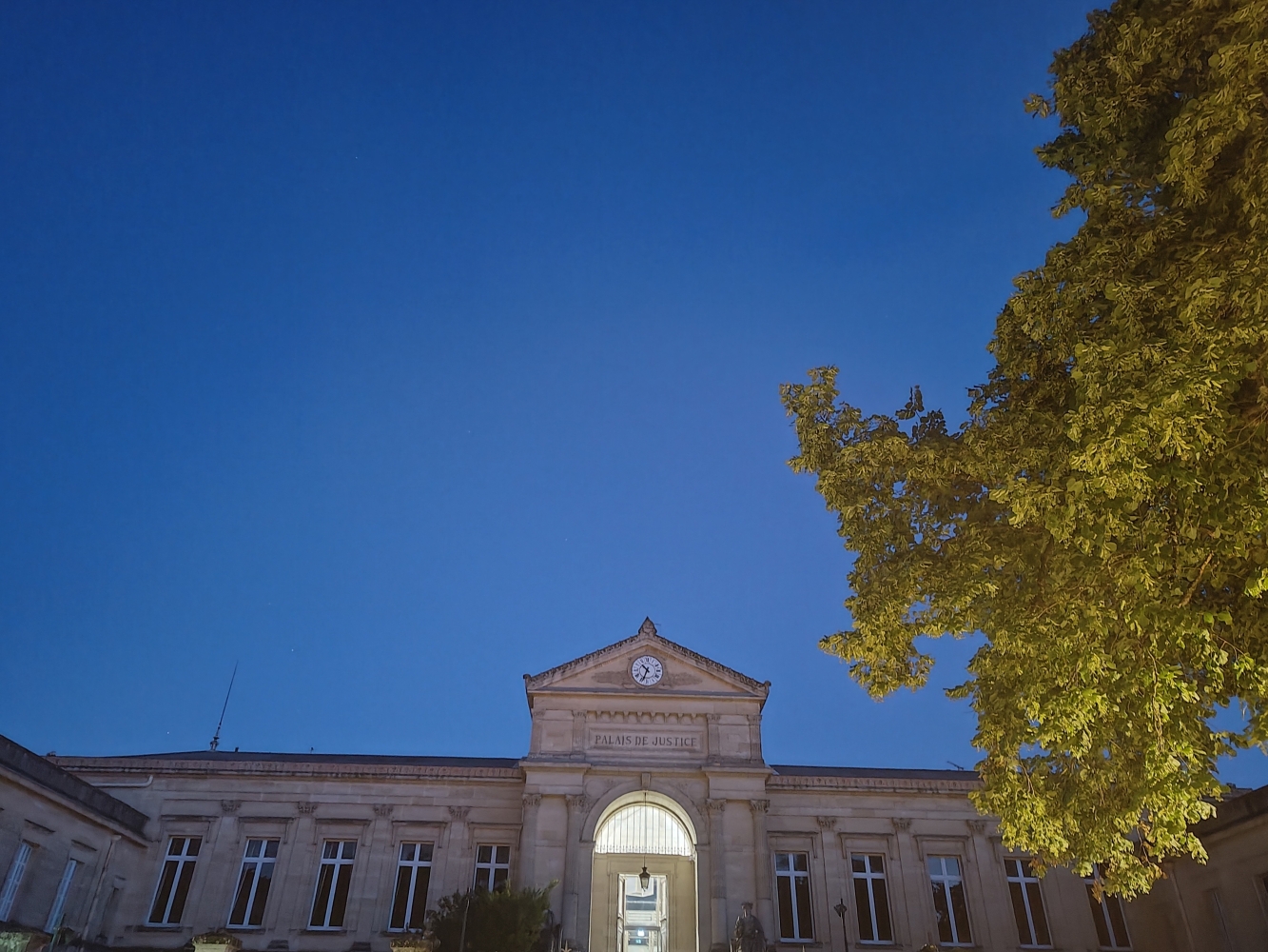 La nuit du droit porte conseil 